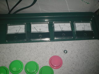 �A�i���O���[�^�[�͒j�̘Q��